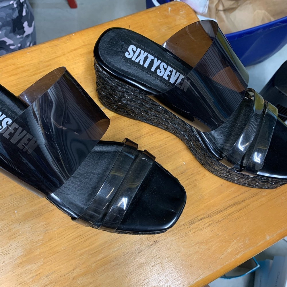 Woman’s Platforms - Picture 3 of 3